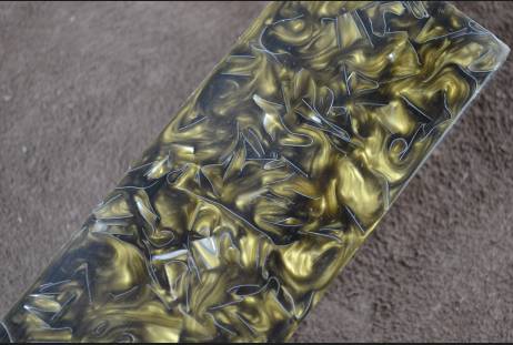 Брусок акриловый: золота бронза крупная стружка 